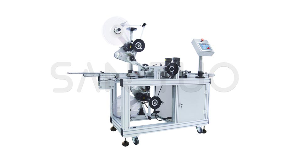 Up and down flat labeling machine